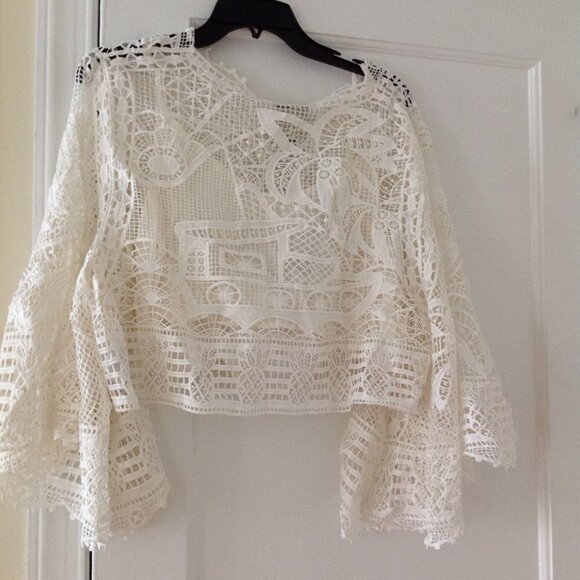 FARM Rio Guipure Lace Blouse - Picture 8 of 11